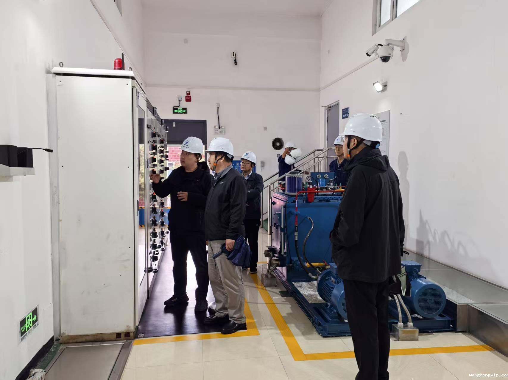 1759054081505264.jpg 1759054081505264.jpg